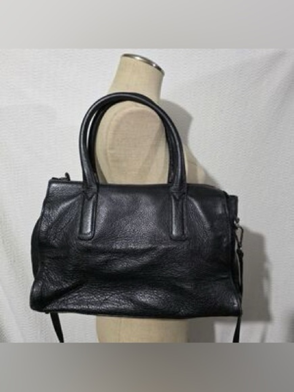 Varriale Classic Italian Black Leather Tote Handbag